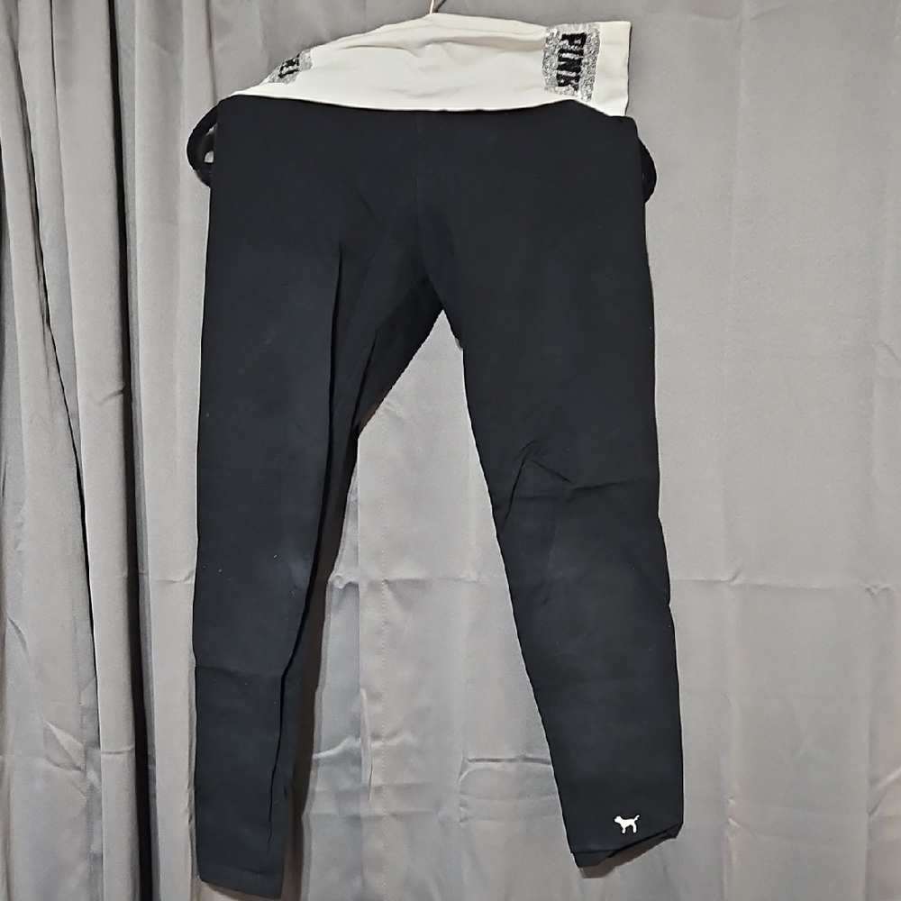 PINK Victoria's Secret Black and White Leggings